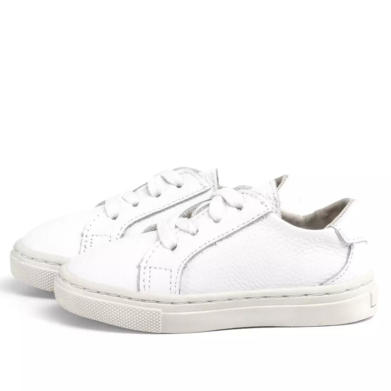 All White - Low Top Sneakers