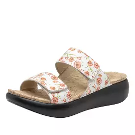 Bryce Poppy Pop Sandal