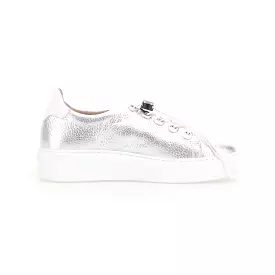 METALLIC SNEAKER