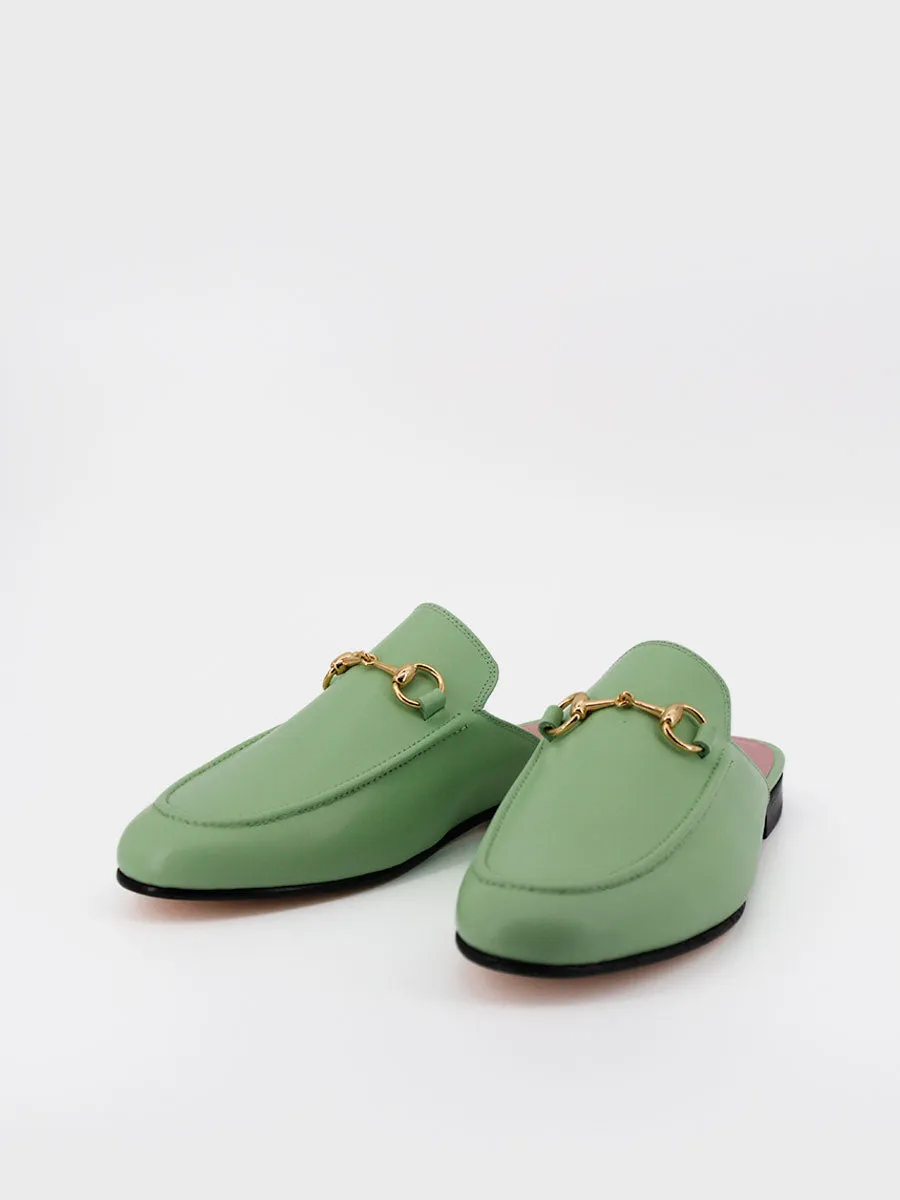 Mules Venecia piel coy color verde