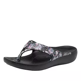 Ode Decorum Sandal