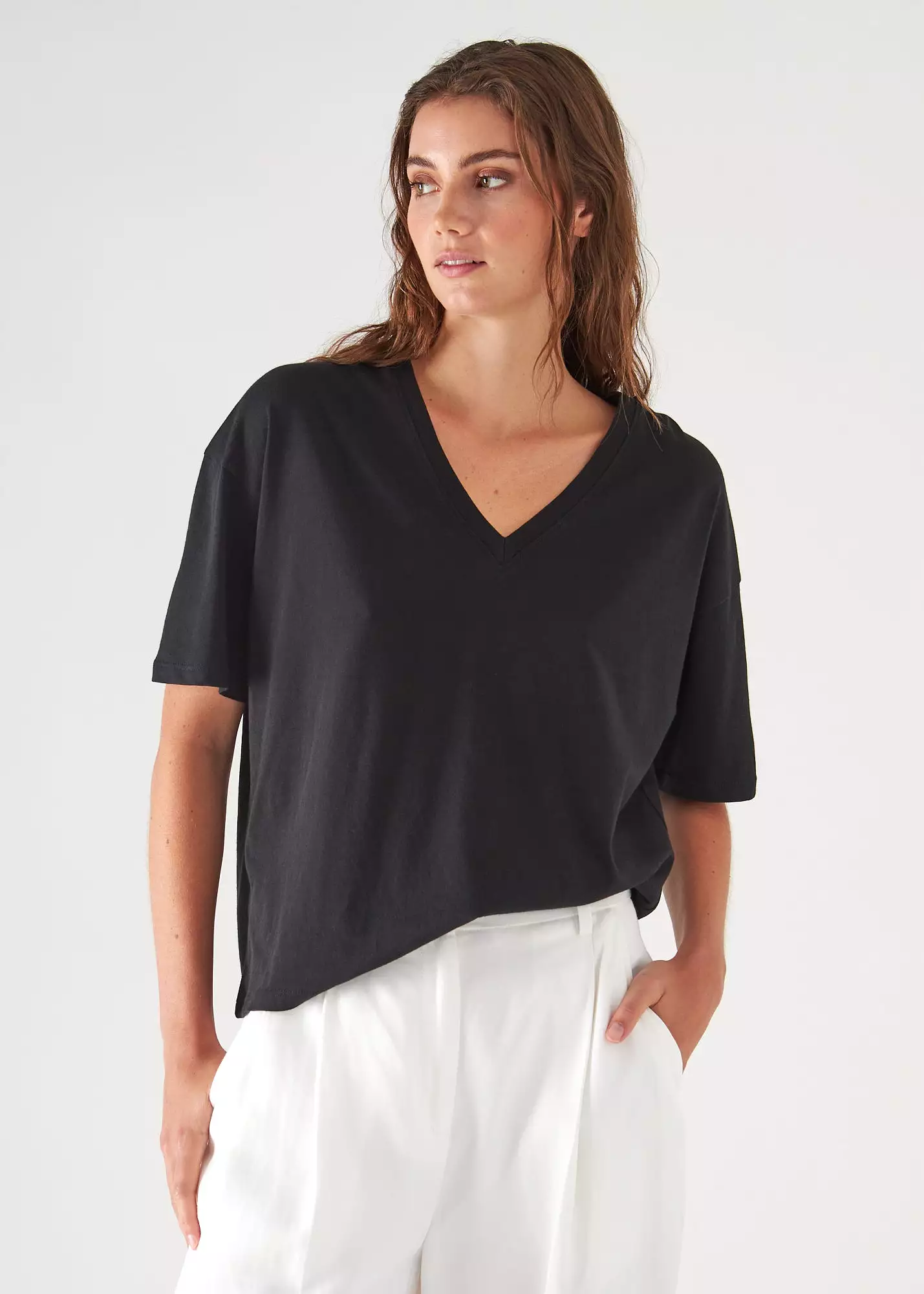 ORGANIC PIMA COTTON OVERSIZED V-NECK