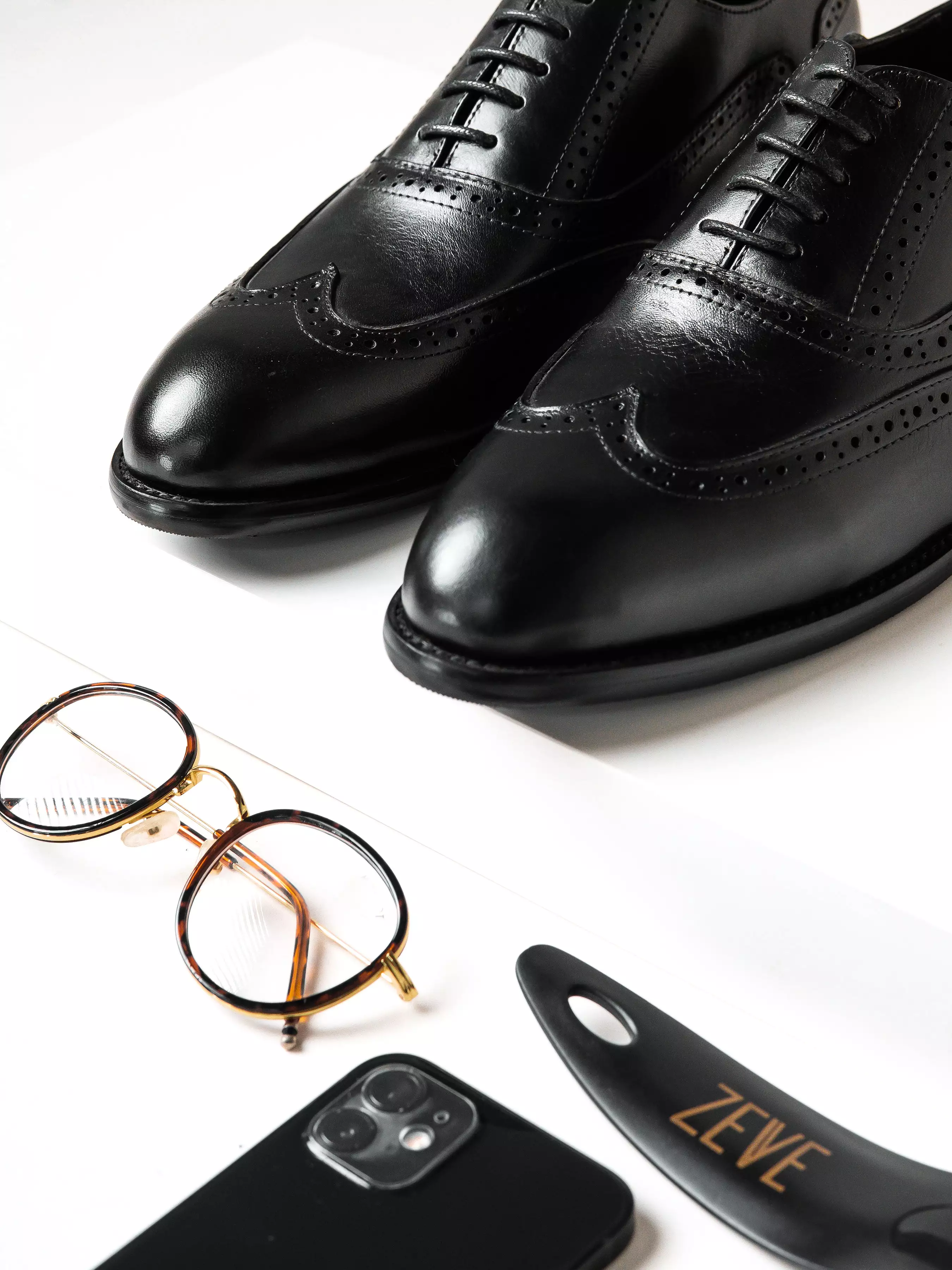 Oxford Brogue Wingtip - Black Lace Up