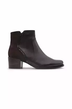 Regarde Le Ciel Jolene-20 Leather Ankle Boot