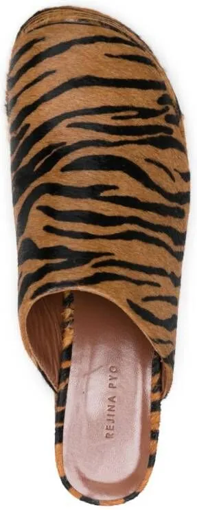 Rejina Pyo Polly animal-print platform mules Brown