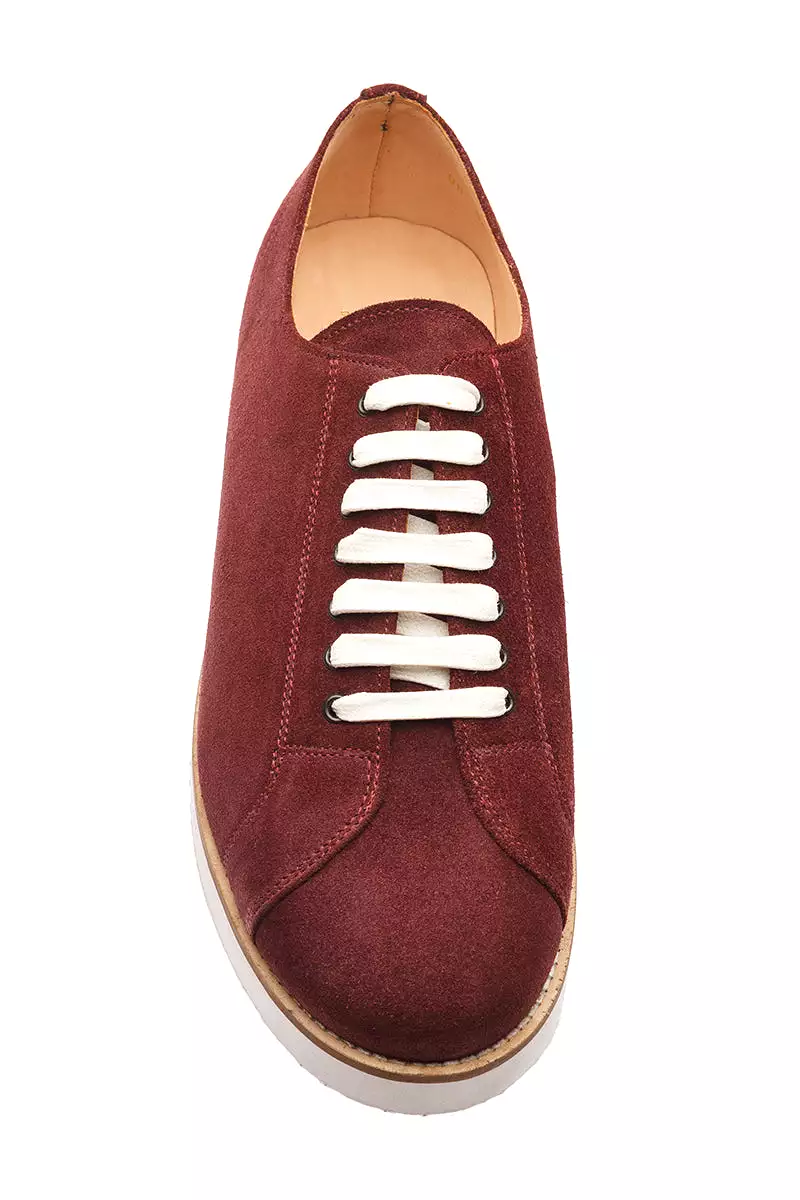 Suede Sneaker – OS