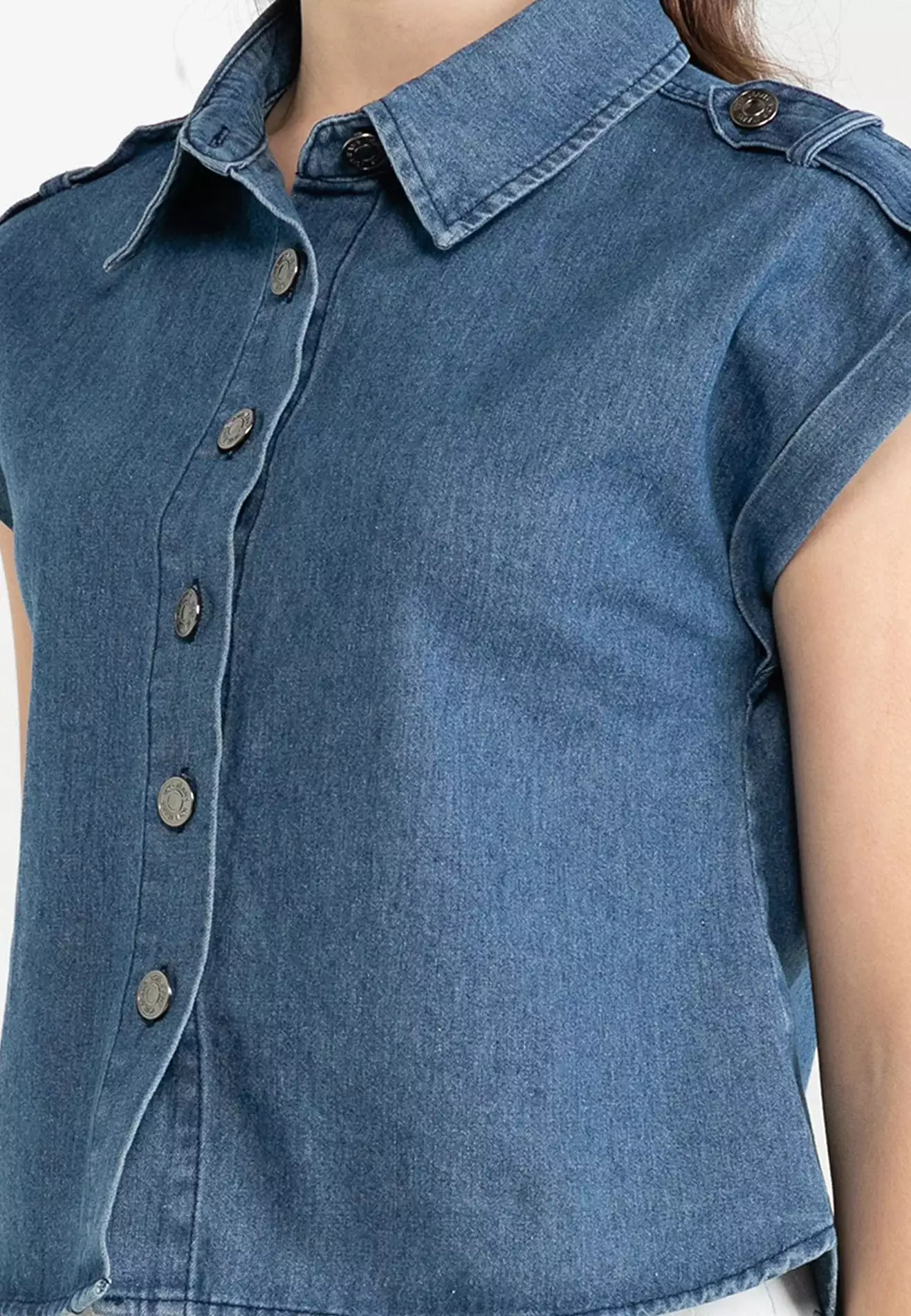 VOIR JEANS Denim Collar Neck Button Up Shirt