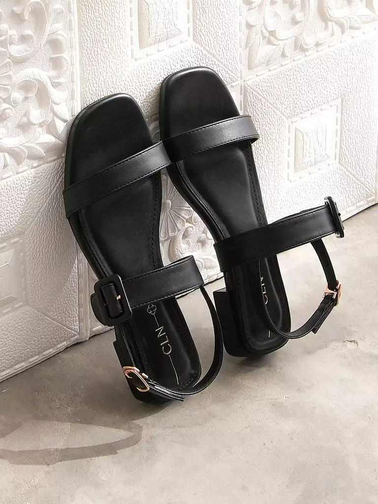 Weston Flat Sandals