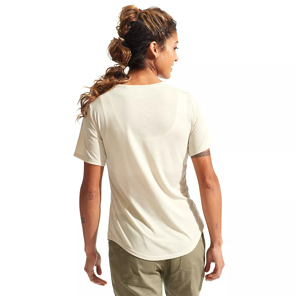 Women's Rove Tech Henley